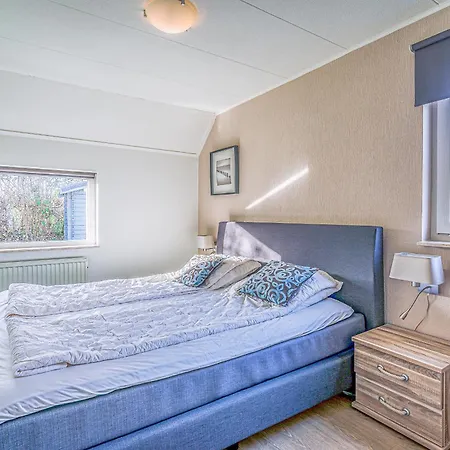 Villapark Kamperfoelie 31 Holiday home De Koog (Texel)